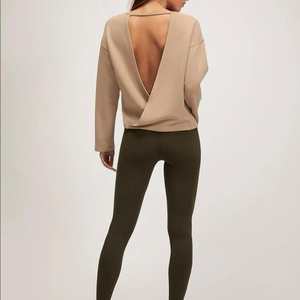 Long sleeve workout top